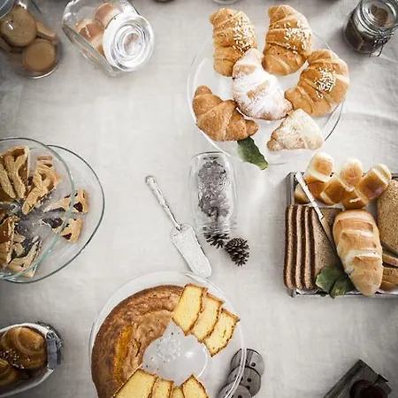 Ngiolò Alojamento de Acomodação e Pequeno-almoço Ancona