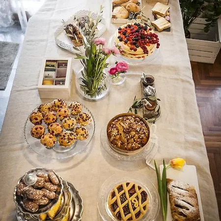 Oda ve Kahvaltı Ngiolo 