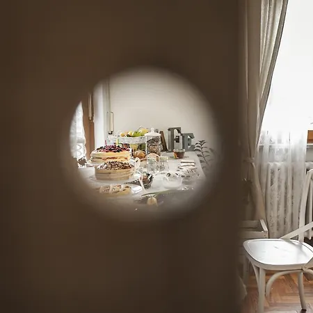 Oda ve Kahvaltı Ngiolo 