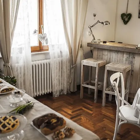 Oda ve Kahvaltı Ngiolo 